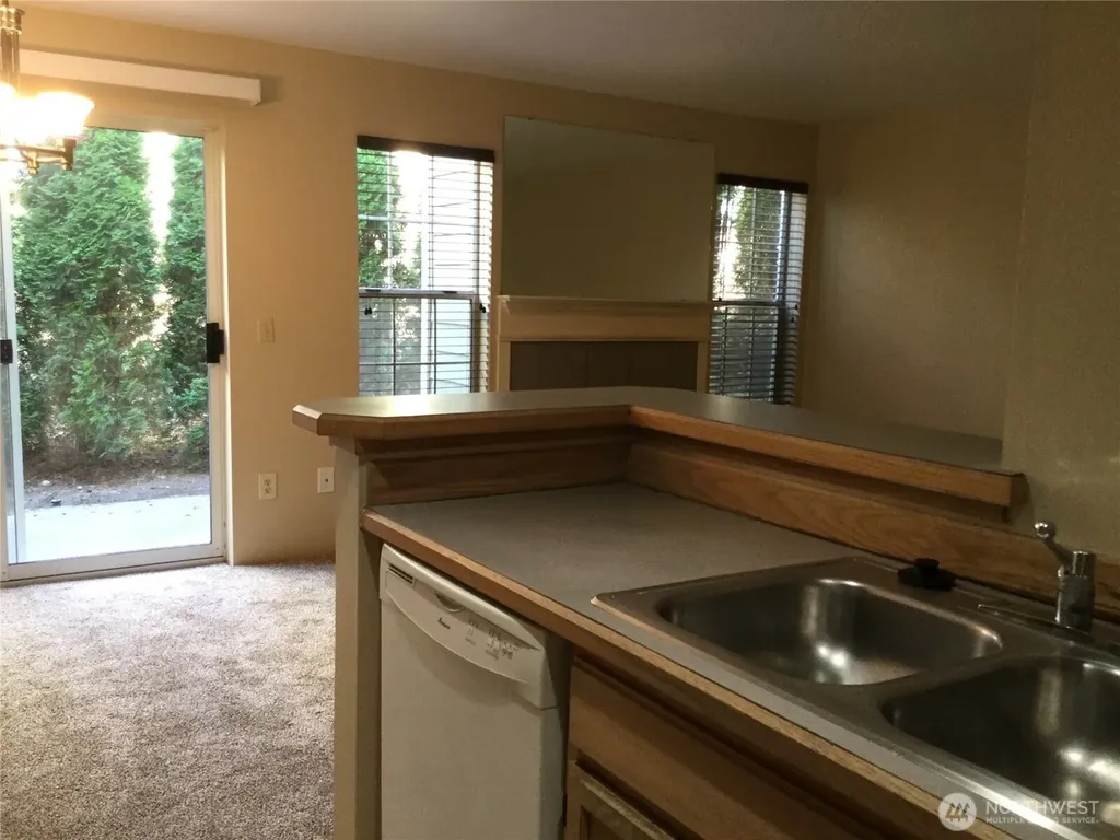9825 18th Avenue W Everett WA 98204