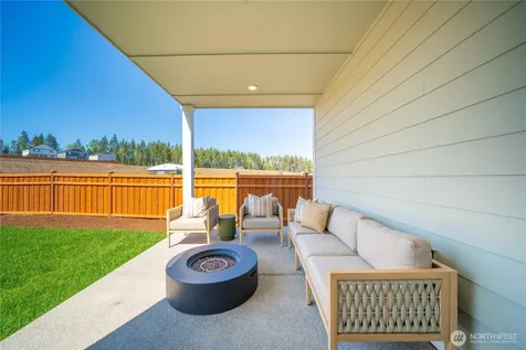 13913 207th Avenue Ct E Bonney Lake WA 98391