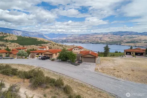 227 Bandera Way Chelan WA 98816