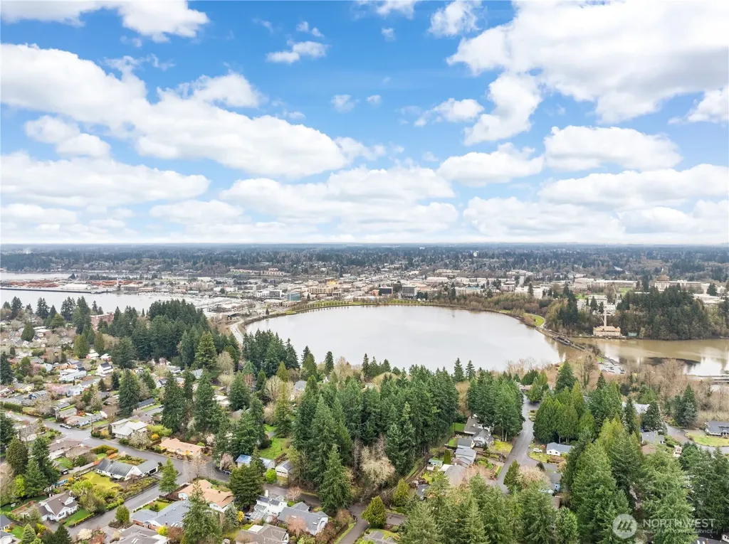 2001 18th Avenue SW Olympia WA 98502