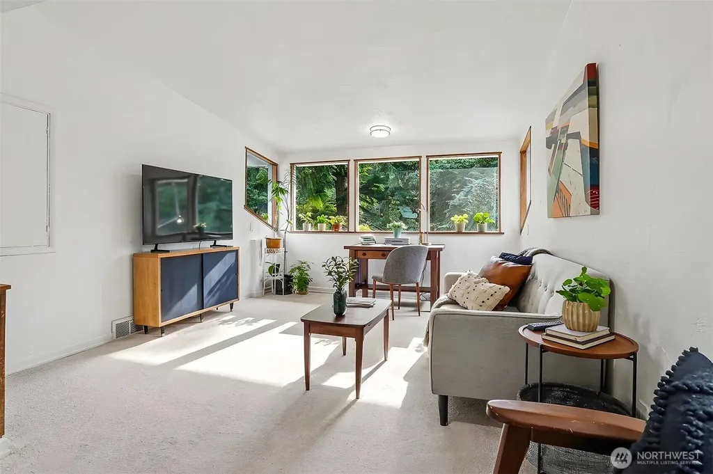 328 NW 175th Street Shoreline WA 98177