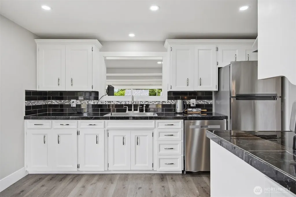 108 W Bartlett Road Lynden WA 98264