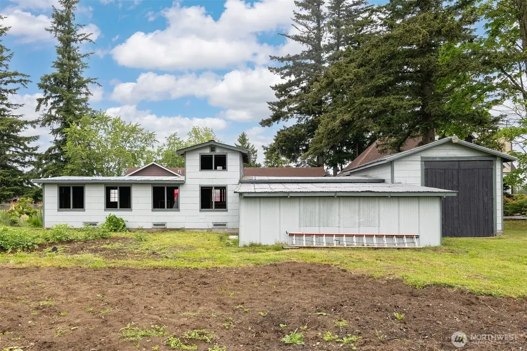 108 W Bartlett Road Lynden WA 98264