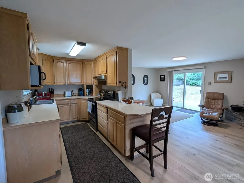 9428 Pacific Avenue SE Olympia WA 98513