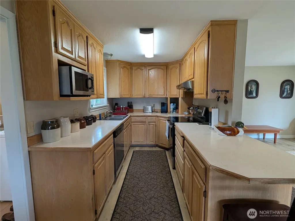 9428 Pacific Avenue SE Olympia WA 98513