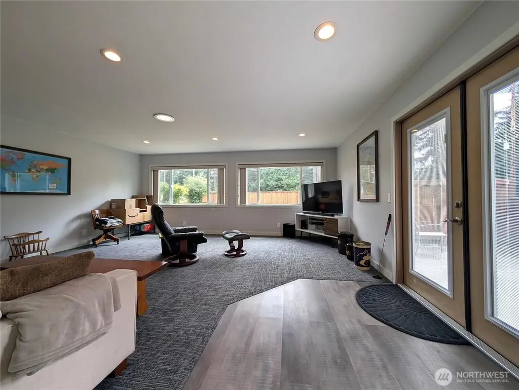 9428 Pacific Avenue SE Olympia WA 98513
