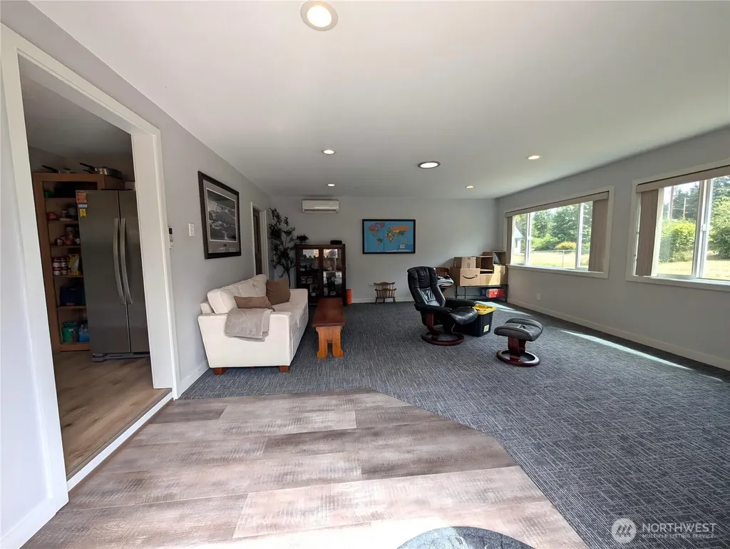 9428 Pacific Avenue SE Olympia WA 98513