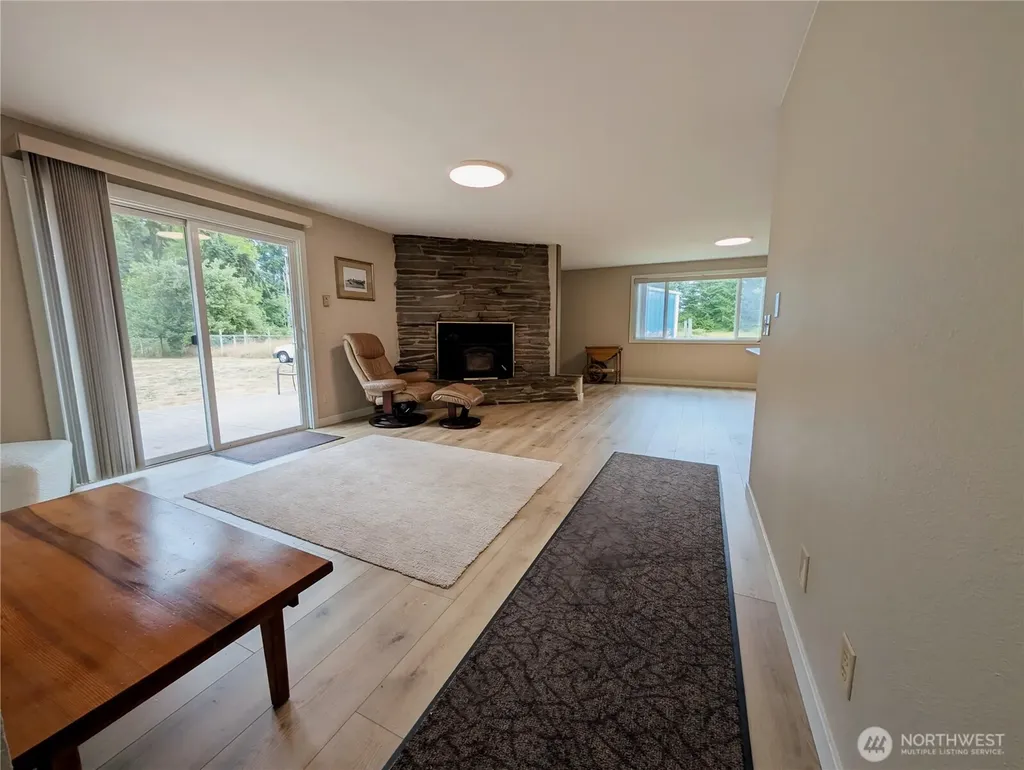 9428 Pacific Avenue SE Olympia WA 98513