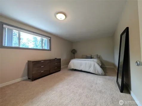 9428 Pacific Avenue SE Olympia WA 98513