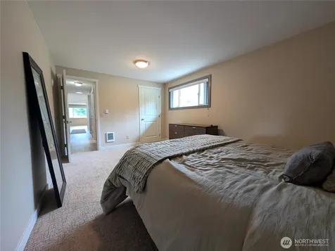 9428 Pacific Avenue SE Olympia WA 98513