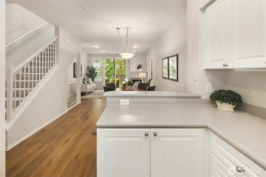 16125 Juanita Woodinville Way NE Bothell WA 98011