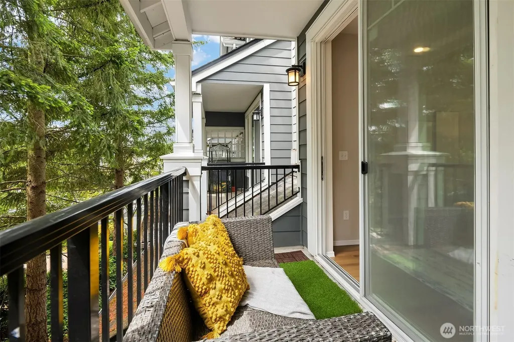 16125 Juanita Woodinville Way NE Bothell WA 98011