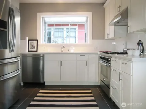 6538 18th Avenue NE Seattle WA 98115