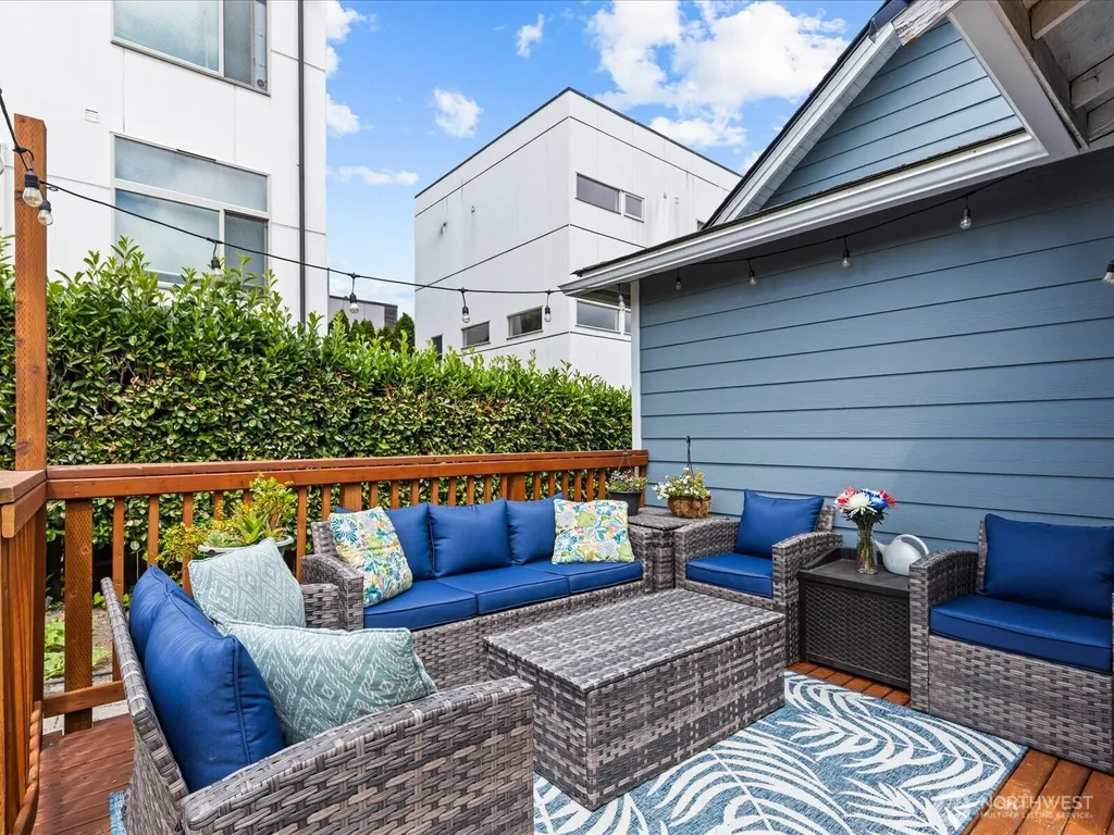1715 26th Avenue S Seattle WA 98144