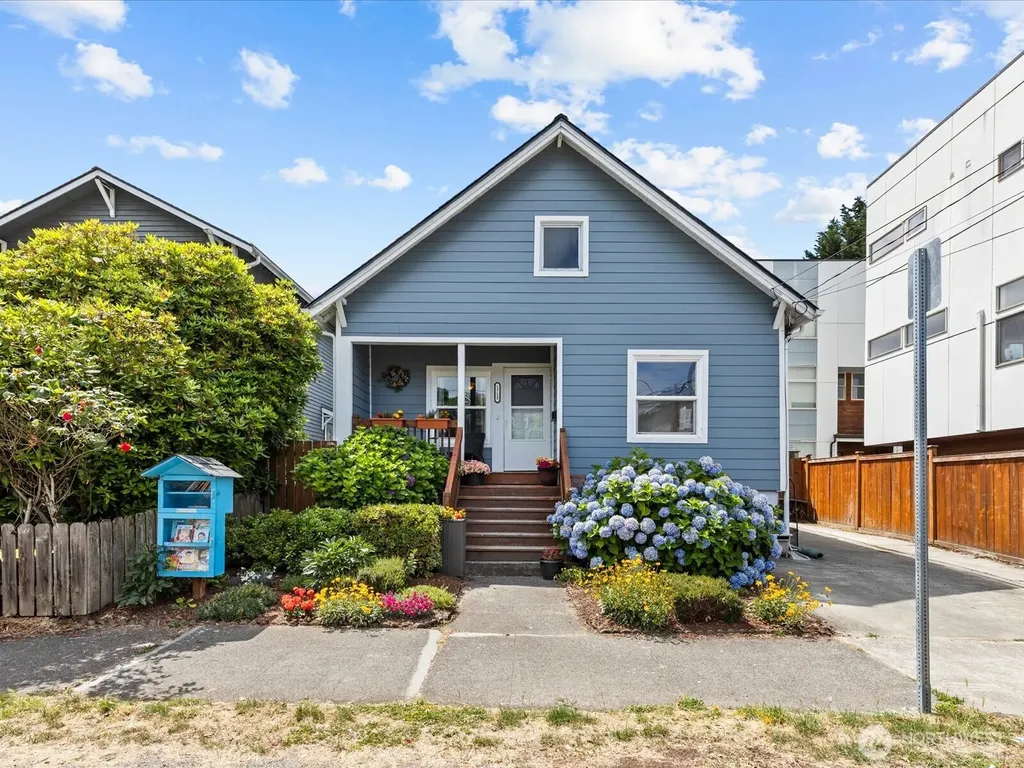 1715 26th Avenue S Seattle WA 98144