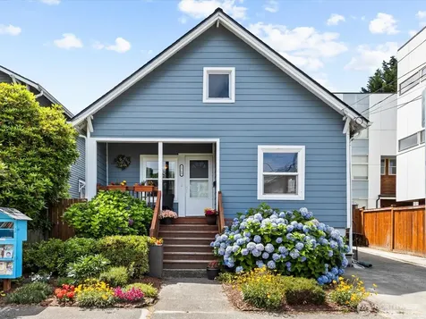 1715 26th Avenue S Seattle WA 98144