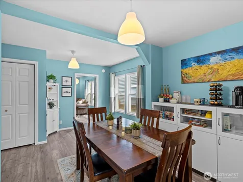 1715 26th Avenue S Seattle WA 98144