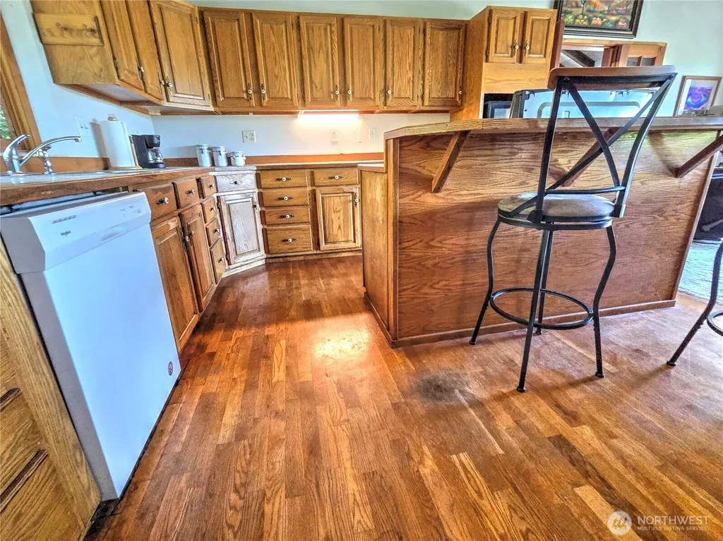91 E Blue Heron Rest Belfair WA 98528