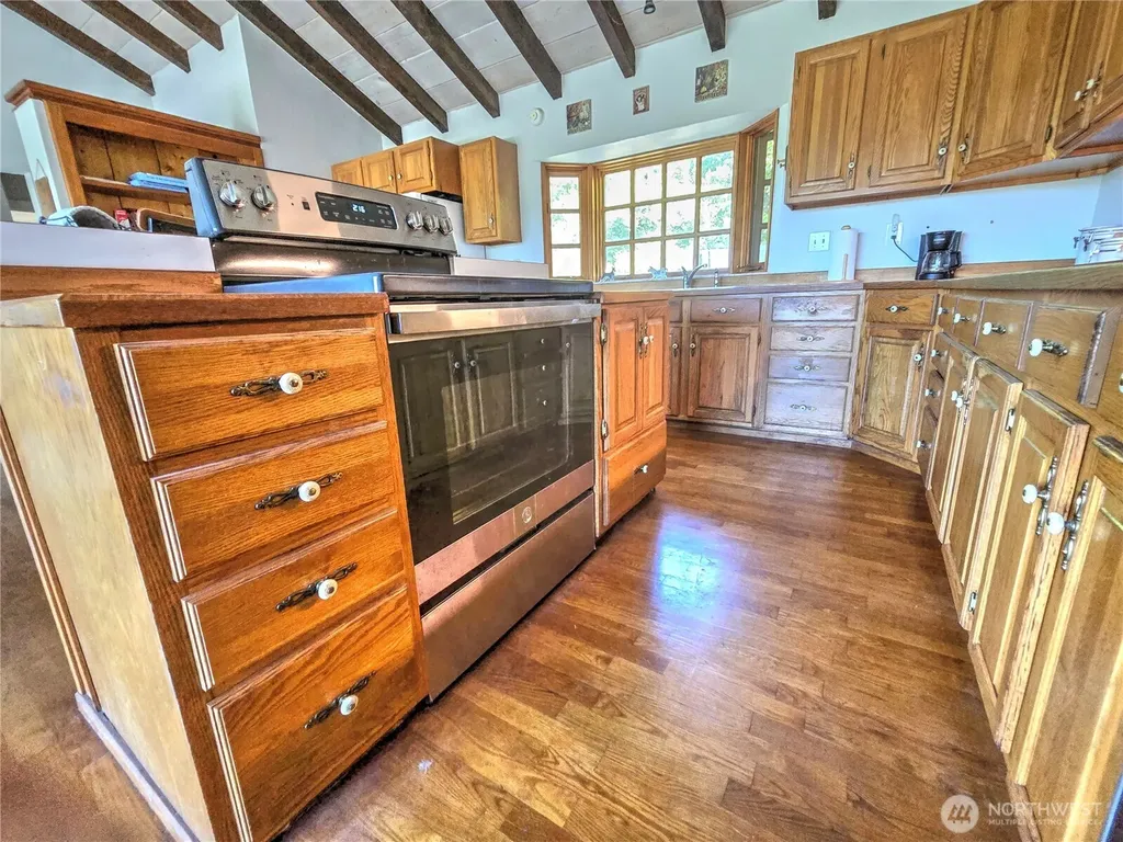 91 E Blue Heron Rest Belfair WA 98528