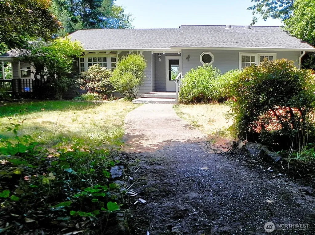 91 E Blue Heron Rest Belfair WA 98528