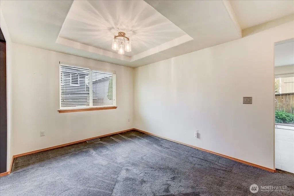 1523 151st Street SW Lynnwood WA 98087