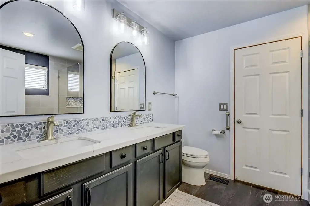 1523 151st Street SW Lynnwood WA 98087