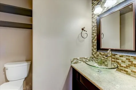 1523 151st Street SW Lynnwood WA 98087