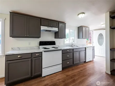 8903 336th Street S Roy WA 98580