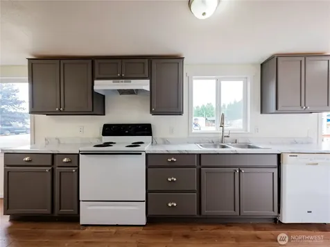 8903 336th Street S Roy WA 98580