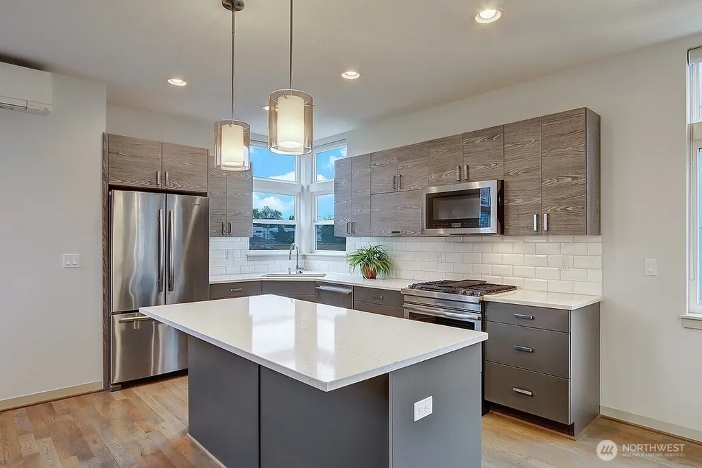 2218 NW 64th Street Seattle WA 98107