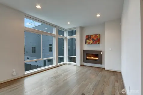 2218 NW 64th Street Seattle WA 98107