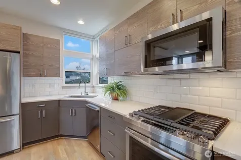 2218 NW 64th Street Seattle WA 98107