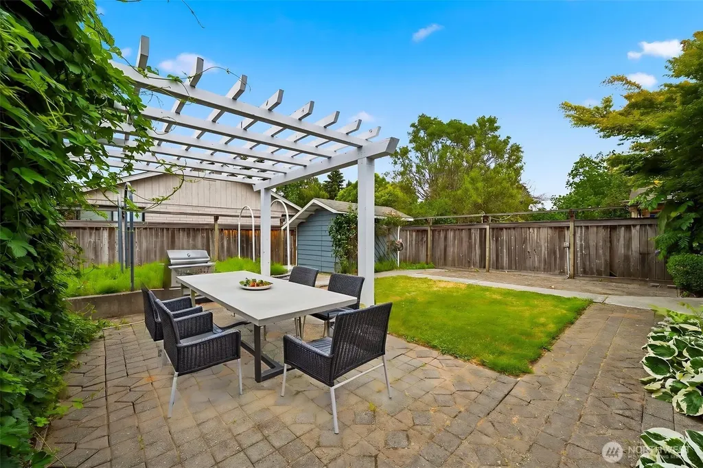803 Bonney Avenue Sumner WA 98390
