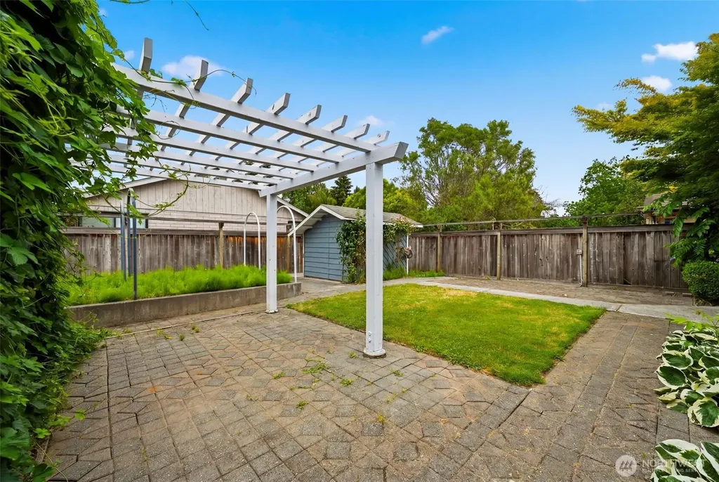 803 Bonney Avenue Sumner WA 98390