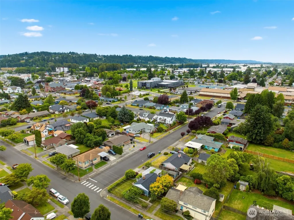 803 Bonney Avenue Sumner WA 98390