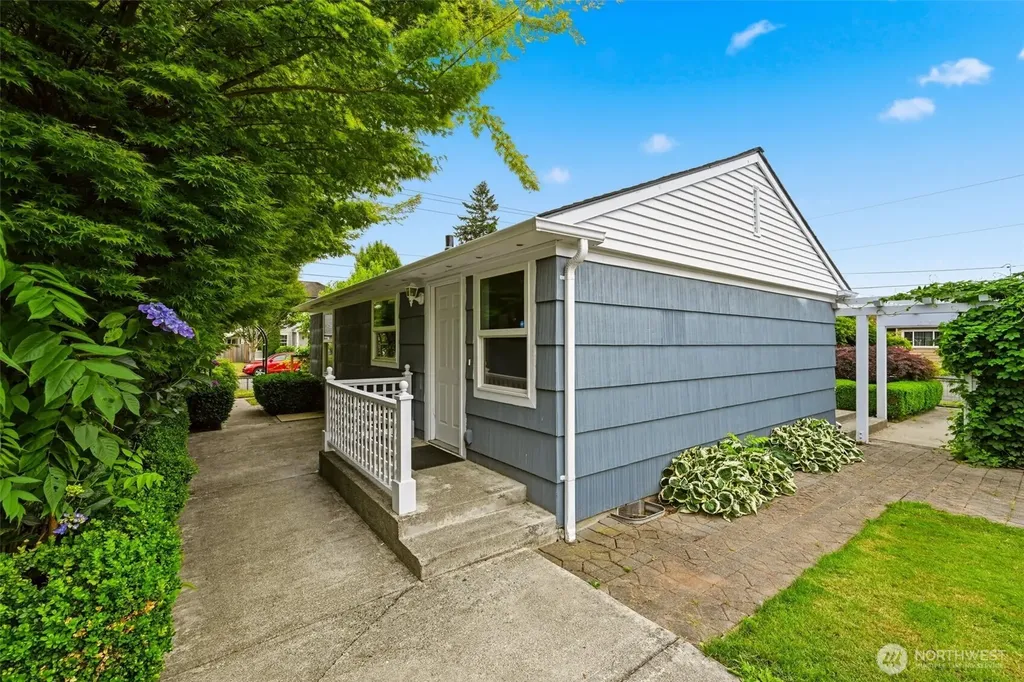 803 Bonney Avenue Sumner WA 98390