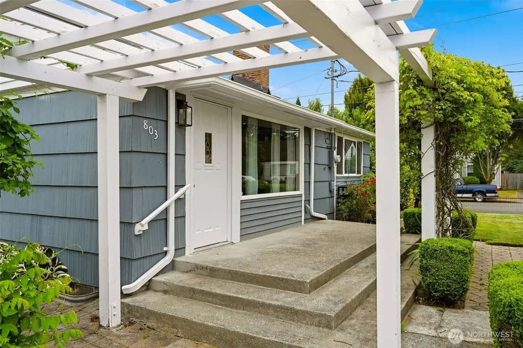 803 Bonney Avenue Sumner WA 98390
