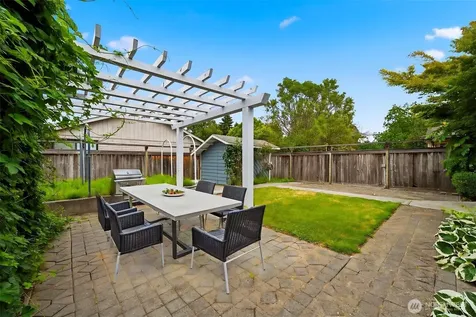 803 Bonney Avenue Sumner WA 98390