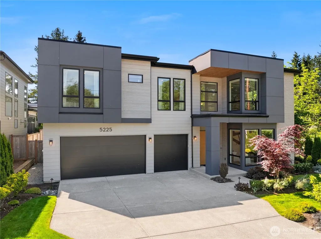 5225 114th Ave NE Kirkland WA 98033