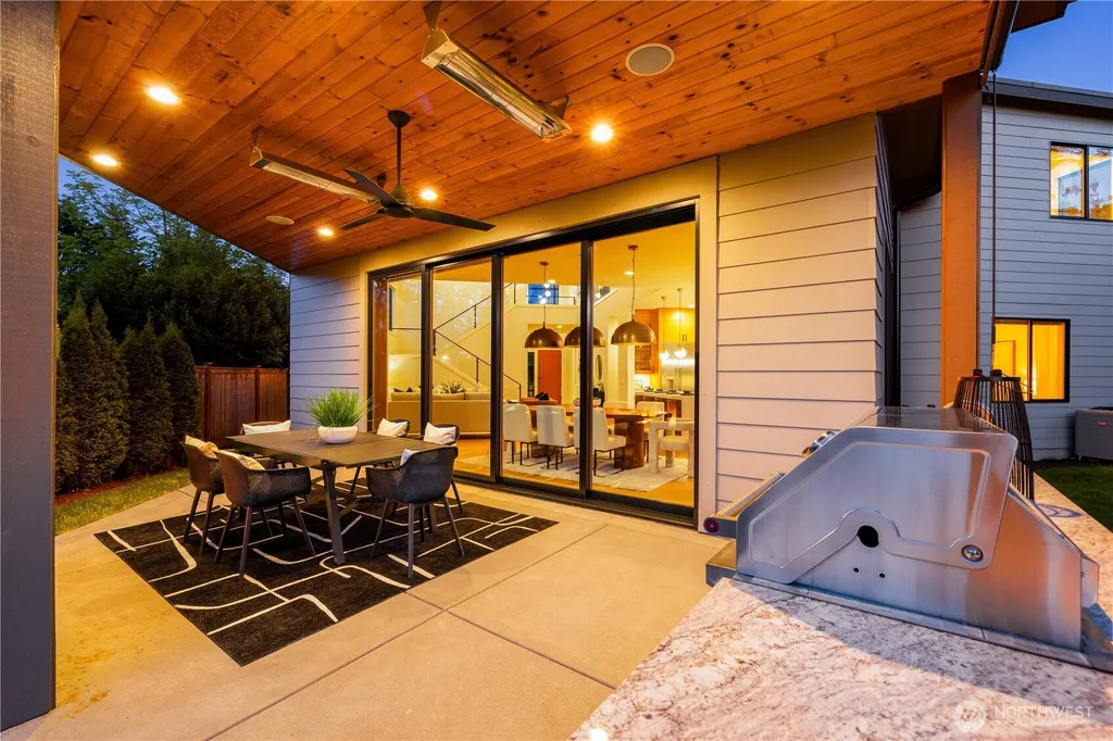 5225 114th Ave NE Kirkland WA 98033
