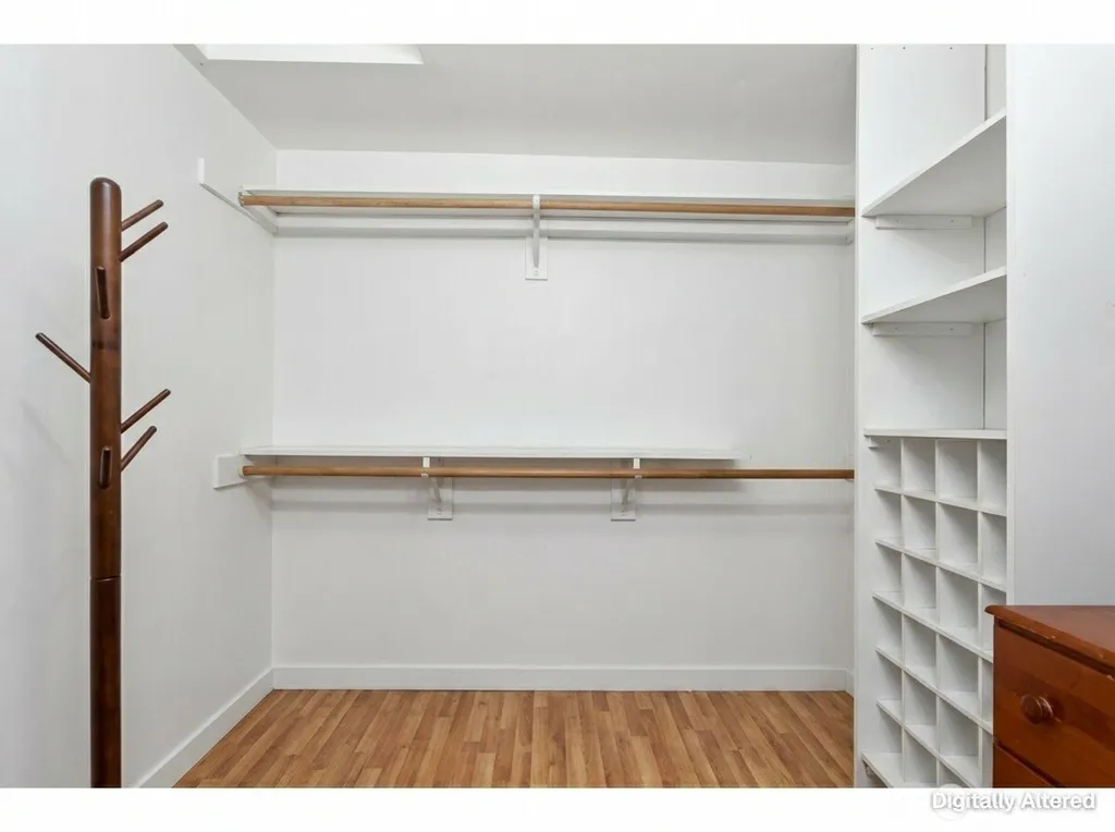 4821 S Brandon Street Seattle WA 98118
