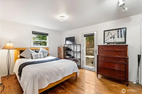 4821 S Brandon Street Seattle WA 98118