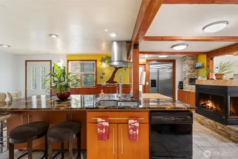 4821 S Brandon Street Seattle WA 98118