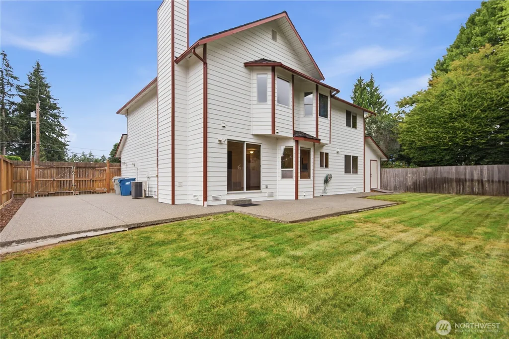19022 102nd Avenue SW Renton WA 98055