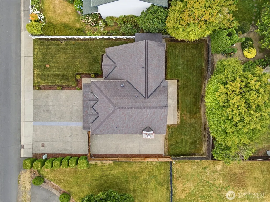19022 102nd Avenue SW Renton WA 98055