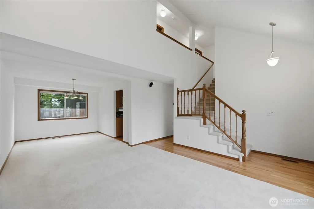 19022 102nd Avenue SW Renton WA 98055