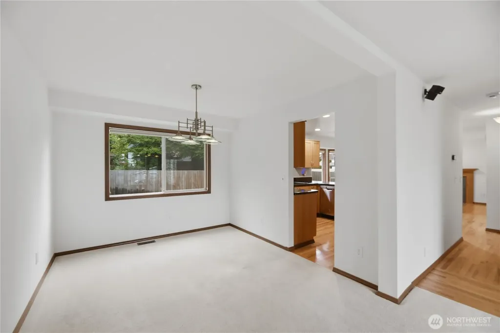 19022 102nd Avenue SW Renton WA 98055