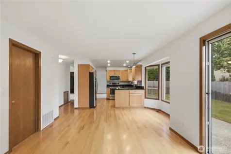 19022 102nd Avenue SW Renton WA 98055