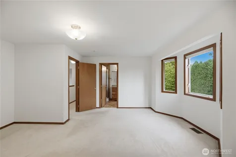 19022 102nd Avenue SW Renton WA 98055