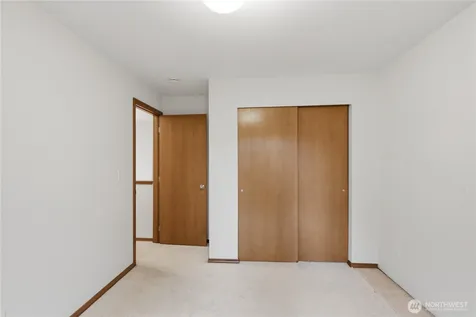 19022 102nd Avenue SW Renton WA 98055